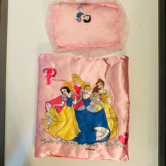 18” Doll Disney Princess Canopy Bed - Picture 9 of 12